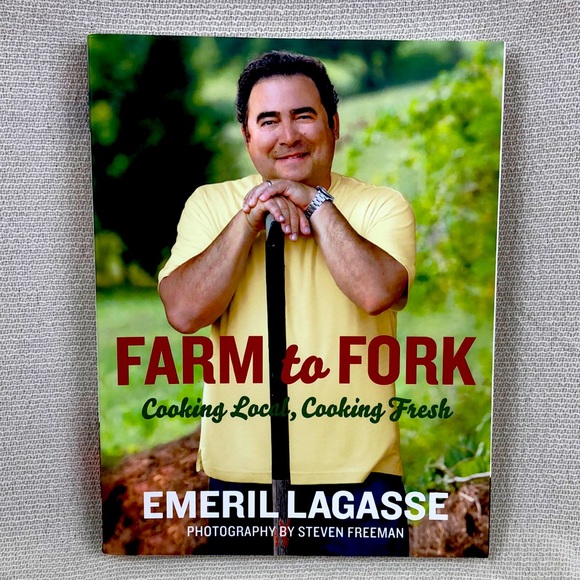 👨🏼‍🍳 Cookbook - Farm to Fork Cooking Local, Cooking Fresh by Emeril Lagasse - Picture 1 of 5